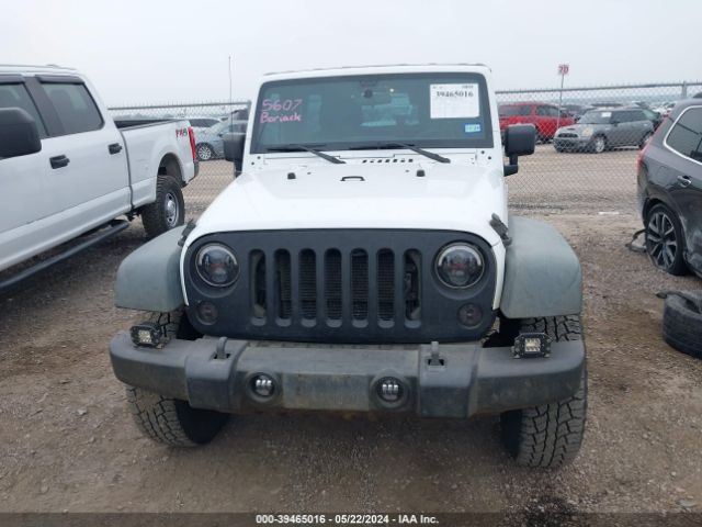 1C4BJWDG8EL117492 Jeep Wrangler Unlimited Sport