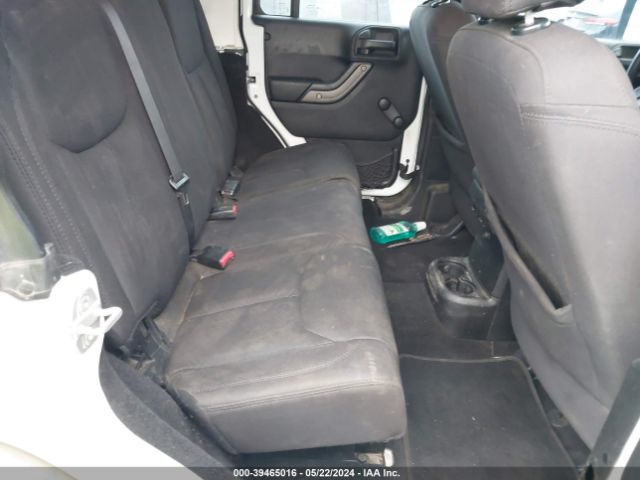 1C4BJWDG8EL117492 Jeep Wrangler Unlimited Sport