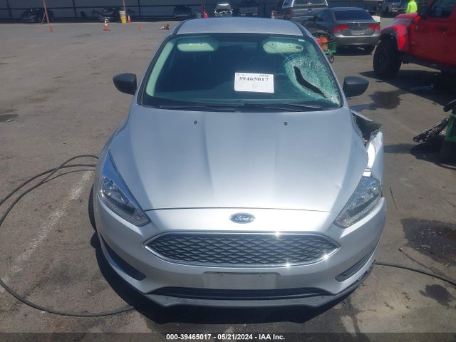 Ford FOCUS S 2018 1FADP3E27JL313528 Image 12