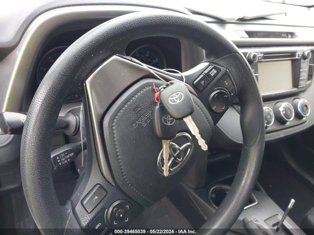 Toyota RAV4 LE 2017 JTMZFREV9HJ130105 Image 11