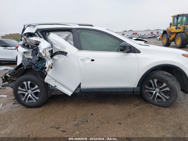Toyota RAV4 LE 2017 JTMZFREV9HJ130105 Image 13