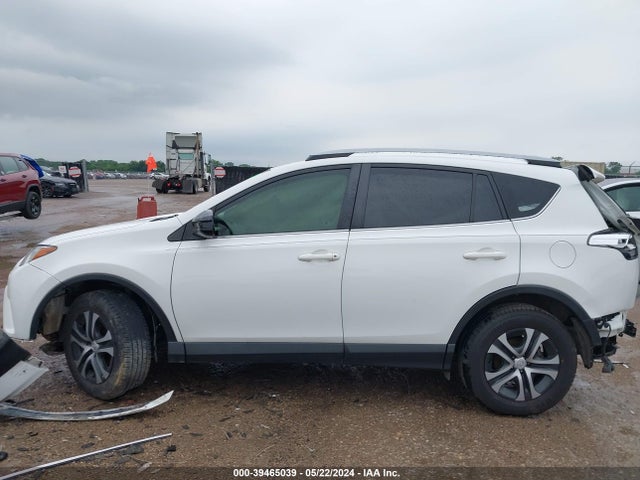 Toyota RAV4 LE 2017 JTMZFREV9HJ130105 Image 14