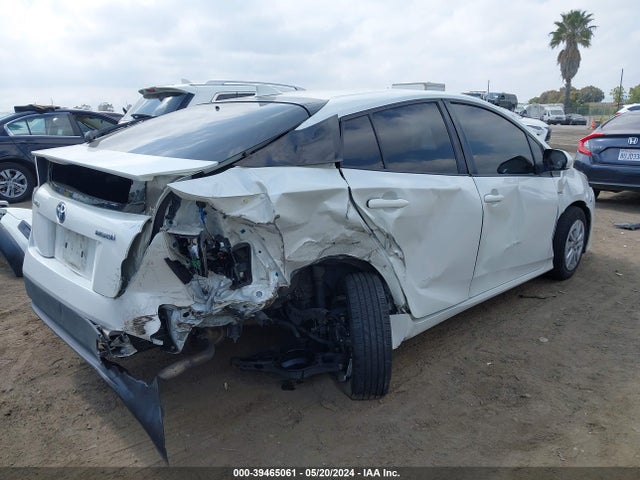 Toyota Prius Two 2016 JTDKBRFU0G3011705 Image 4