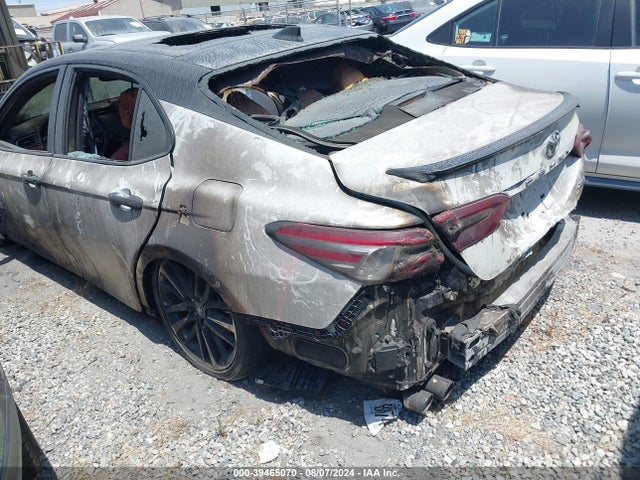 Toyota CAMRY XSE 2020 4T1K61AK2LU332687 Image 3