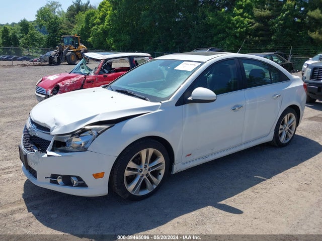 Chevrolet CRUZE LTZ 2014 1G1PG5SB8E7323936 Image 2