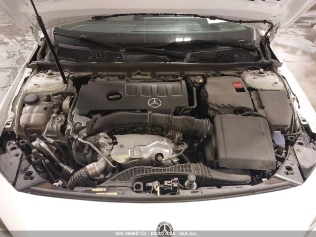 WDD3G4FB7KW019935 Mercedes-Benz A 220 4matic