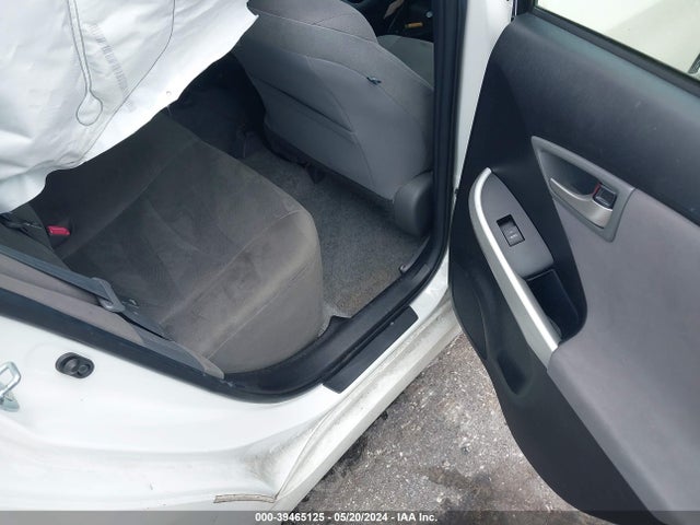 Toyota Prius Three 2015 JTDKN3DU8F1990228 Image 8