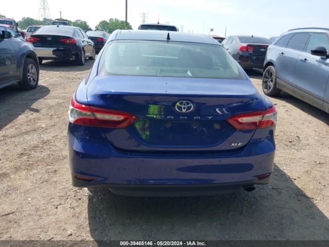 4T1B11HK9JU505462 Toyota CAMRY XLE