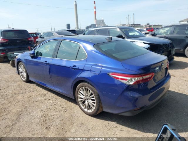 4T1B11HK9JU505462 Toyota CAMRY XLE