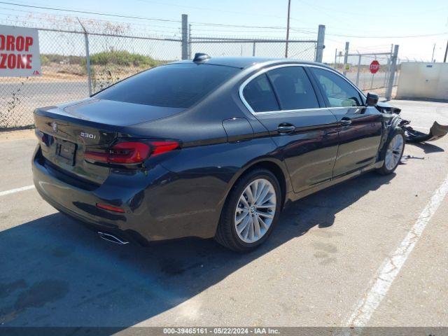 WBA53BH04MWX26120 BMW 530I