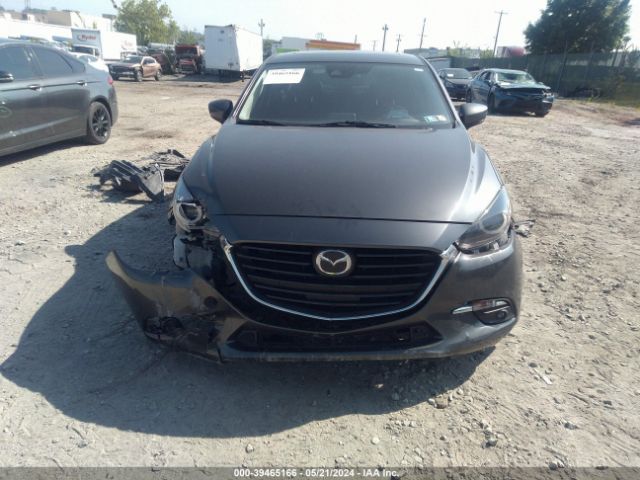 3MZBN1W31JM181977 Mazda Mazda3 Grand Touring