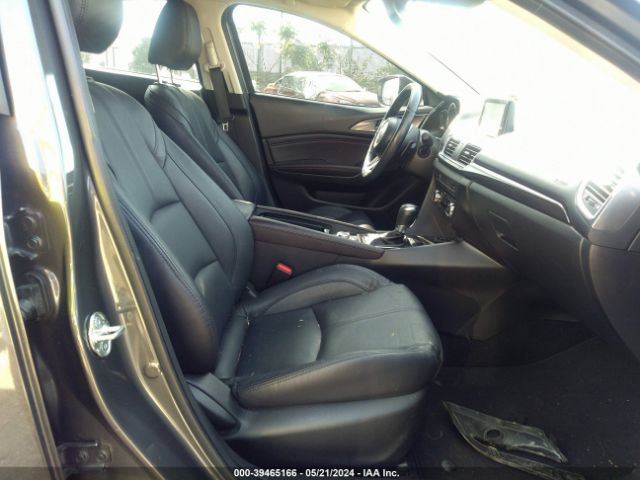 3MZBN1W31JM181977 Mazda Mazda3 Grand Touring
