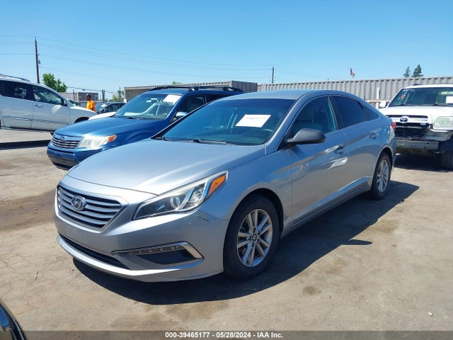 Hyundai SONATA SE 2015 5NPE24AF5FH007550 Image 2