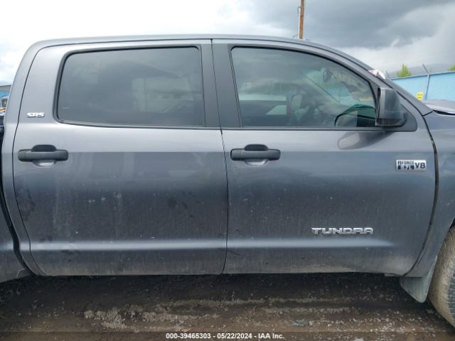 5TFDW5F19HX602427 Toyota Tundra Sr5 5.7l V8