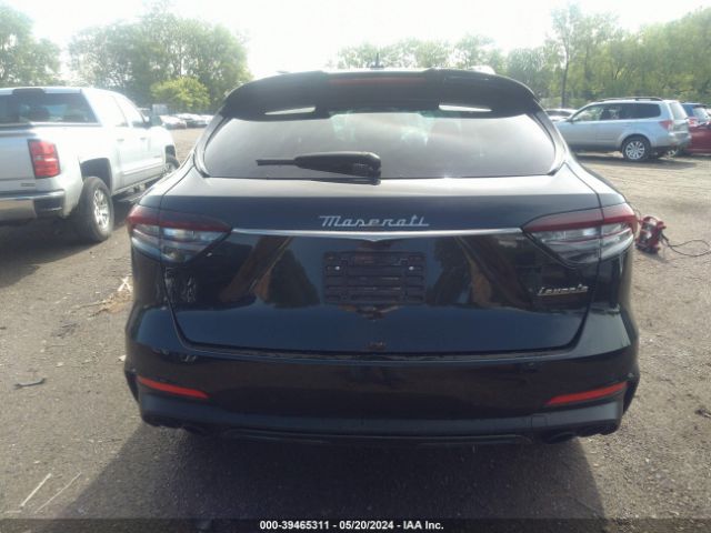 ZN661XUA8NX402221 Maserati Levante Gt