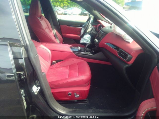 ZN661XUA8NX402221 Maserati Levante Gt
