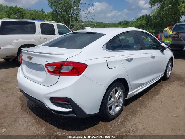 Chevrolet Cruze Lt Auto 2018 1G1BE5SMXJ7127153 Image 4