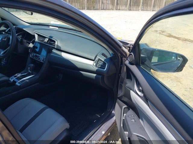Продаж на аукціоні авто 2017 Honda Civic Ex, vin: 2HGFC2F70HH536599, номер лоту: 39465438