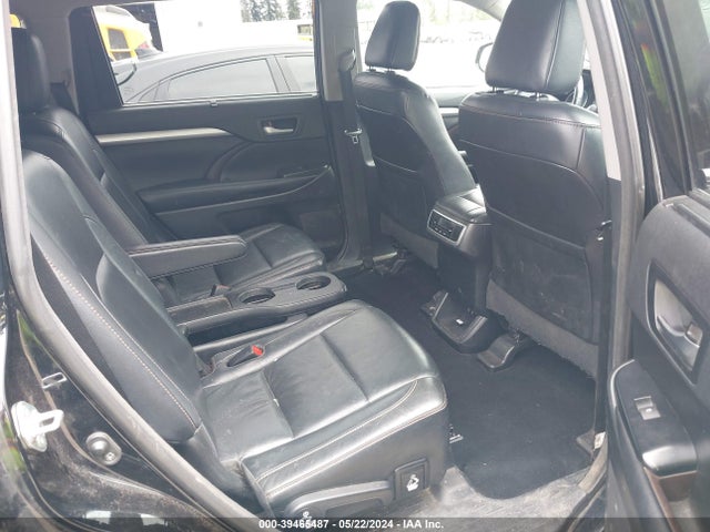 Toyota Highlander Xle 2018 5TDJZRFHXJS842564 Image 8