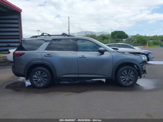 5N1DR3BA0NC217872 Nissan Pathfinder Sv 2wd
