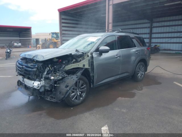 5N1DR3BA0NC217872 Nissan Pathfinder Sv 2wd