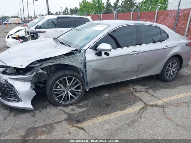 4T1F31AK6RU073494 Toyota Camry Hybrid Xle