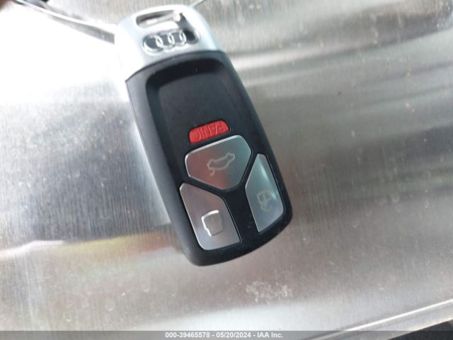 WAUGNAF4XHN015620 Audi A4 2.0t Premium