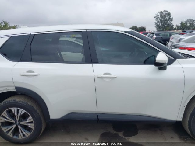 5N1BT3BA0PC747402 Nissan Rogue Sv Fwd