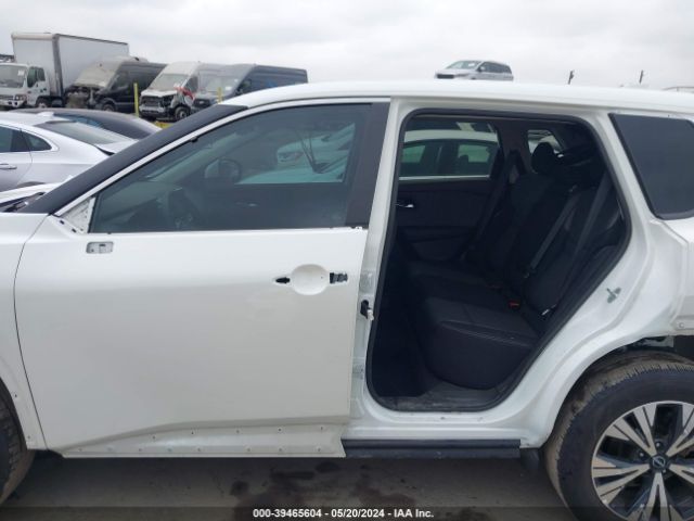5N1BT3BA0PC747402 Nissan Rogue Sv Fwd