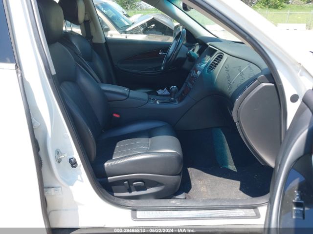 JN1BJ0RR7HM413693 Infiniti QX50