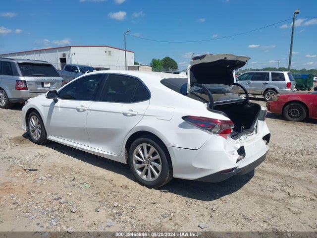 Toyota CAMRY LE 2021 4T1C11AK2MU612002 Image 3