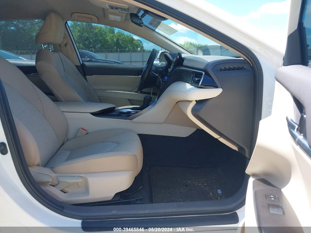 Toyota CAMRY LE 2021 4T1C11AK2MU612002 Image 5