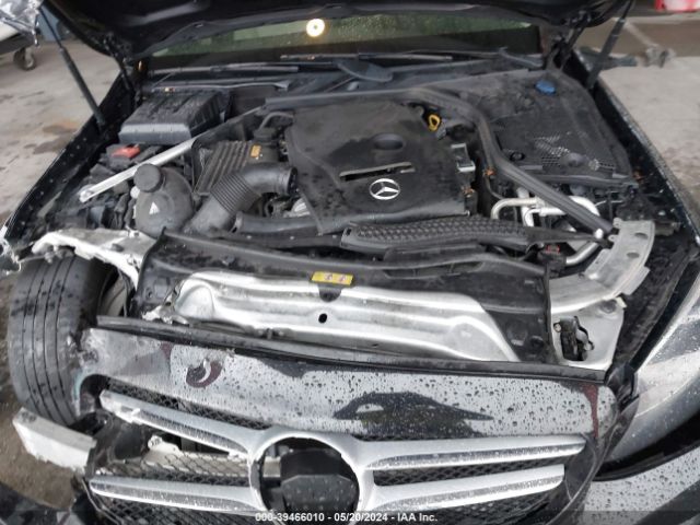 55SWF4JB0HU200579 Mercedes-Benz C 300 Luxury/sport