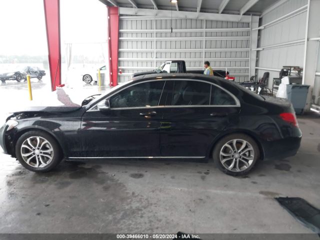 55SWF4JB0HU200579 Mercedes-Benz C 300 Luxury/sport