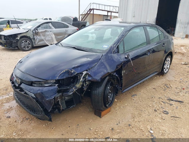 Toyota COROLLA LE 2022 5YFEPMAE8NP319131 Image 2