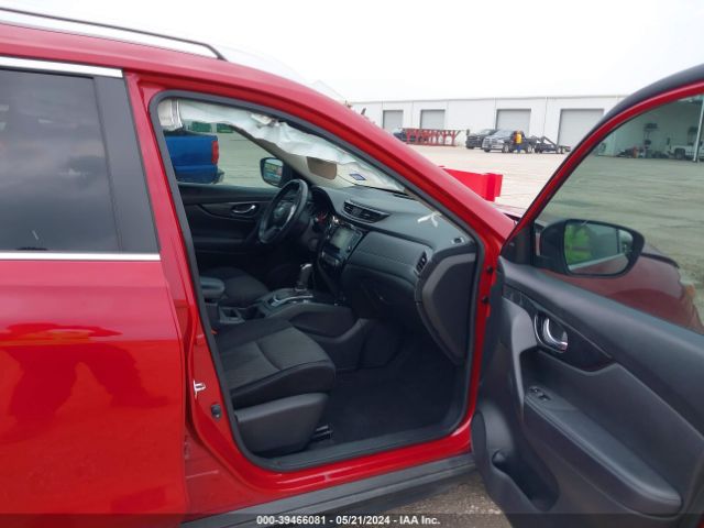 JN8AT2MT2HW386851 Nissan ROGUE SV