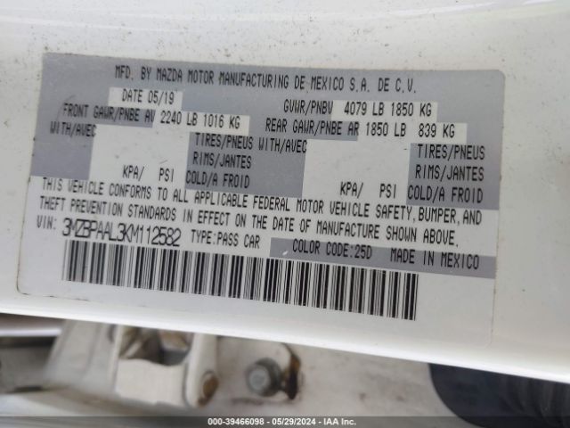 3MZBPAAL3KM112582 Mazda Mazda3 Select Package