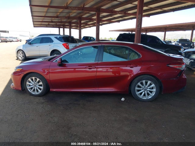 Toyota CAMRY LE 2018 4T1B11HK2JU537962 Image 14