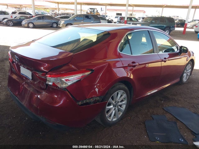 Toyota CAMRY LE 2018 4T1B11HK2JU537962 Image 4