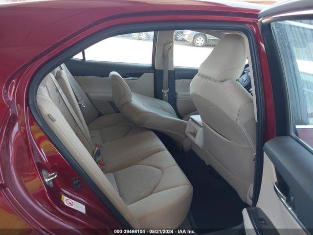 Toyota CAMRY LE 2018 4T1B11HK2JU537962 Image 8