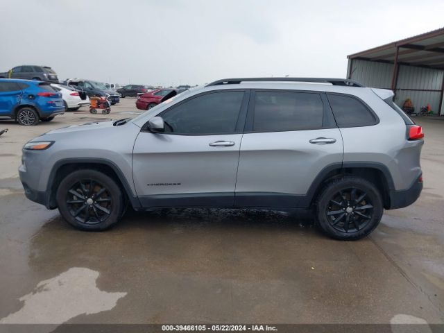 1C4PJLCS2EW313792 Jeep Cherokee Altitude