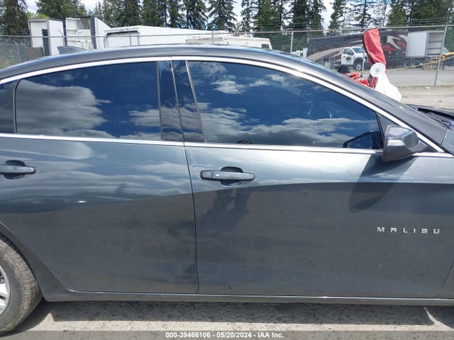 Chevrolet MALIBU LT 2018 1G1ZD5ST2JF208968 Image 13