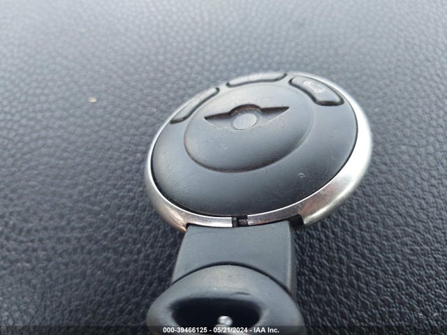 2012 MINI COOPER S WMWZP3C54CT249994 Photo 10