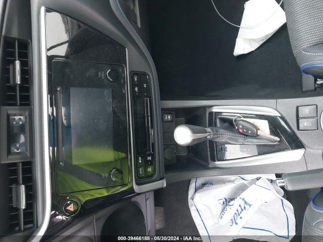 Toyota COROLLA SE 2019 5YFBURHE7KP918001 Image 11