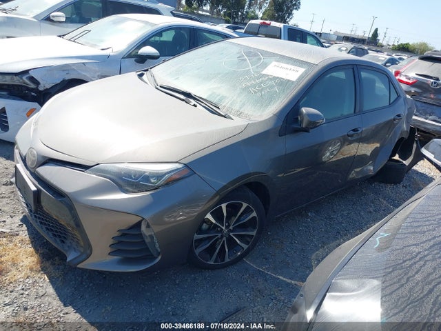 Toyota COROLLA SE 2019 5YFBURHE7KP918001 Image 2