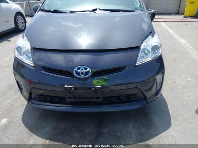 Toyota Prius Two 2015 JTDKN3DU1F0425356 Image 12