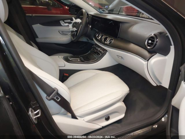 W1KZF8EB0MA968801 Mercedes-Benz E 350 4matic