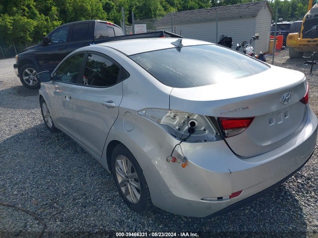 Hyundai ELANTRA SE 2015 5NPDH4AE6FH603560 Image 3