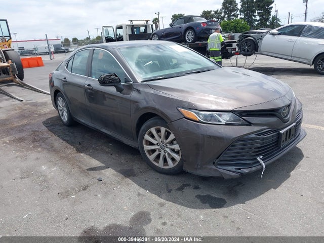 Toyota CAMRY LE 2020 4T1C11AK7LU337368 main image