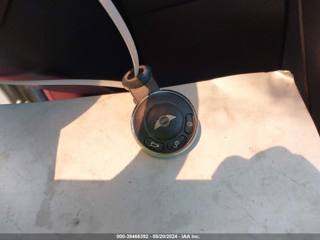 2009 MINI COOPER S WMWMF73579TW84442 Photo 10